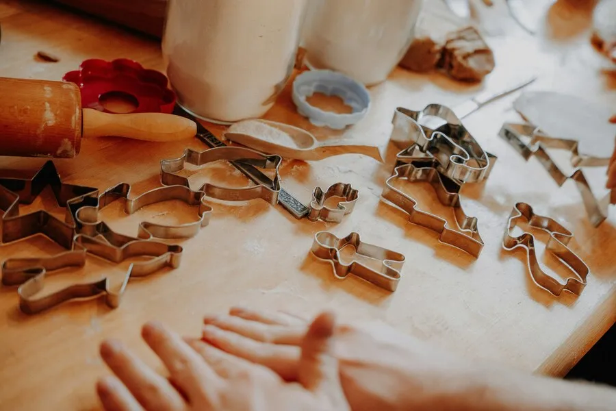 Materiales para hacer manualidades creativas a mano